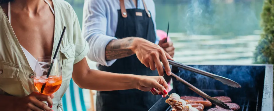 Fire up the grill & mix up a cocktail! 
