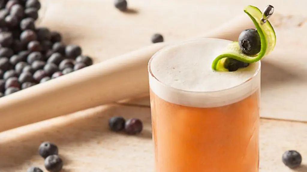 Blucumber Fizz
