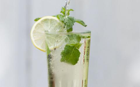 Elderflower Spritz