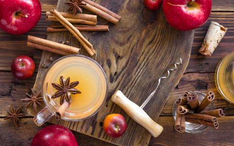 Spiked Mulled Cider 