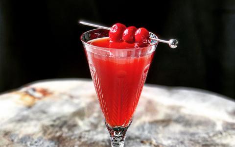 Cranberry Manhattan