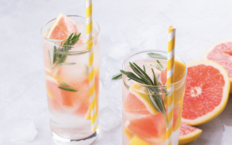 Grapefruit Vodka Spritz