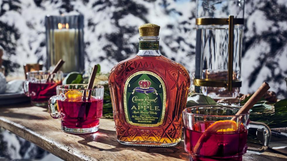 Crown Royal Regal Apple 375ml :: Whiskey