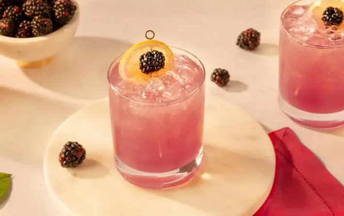 Blackberry Bourbon Smash