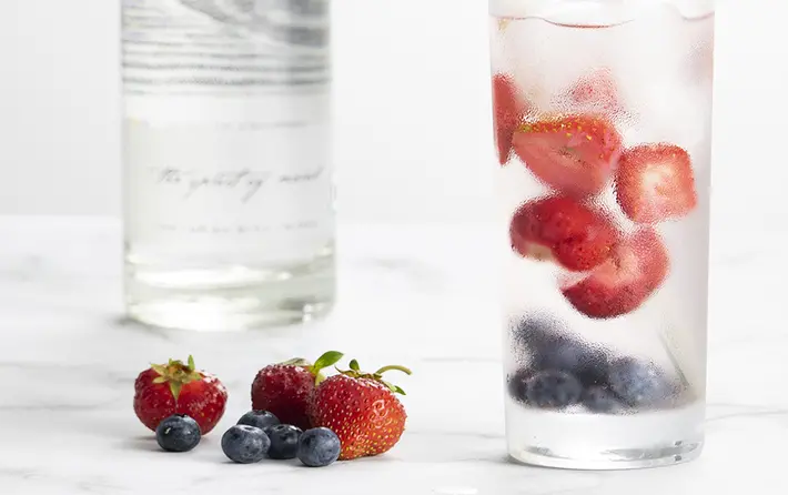 Cold River Red White and Blueberry Vodka Tonic