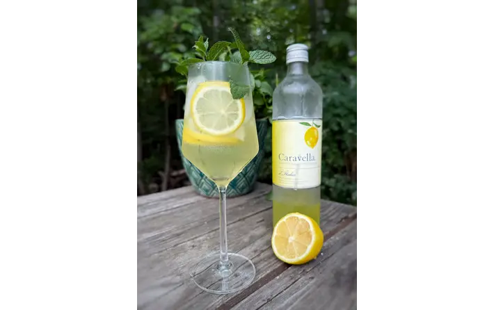 Limoncello Spritz
