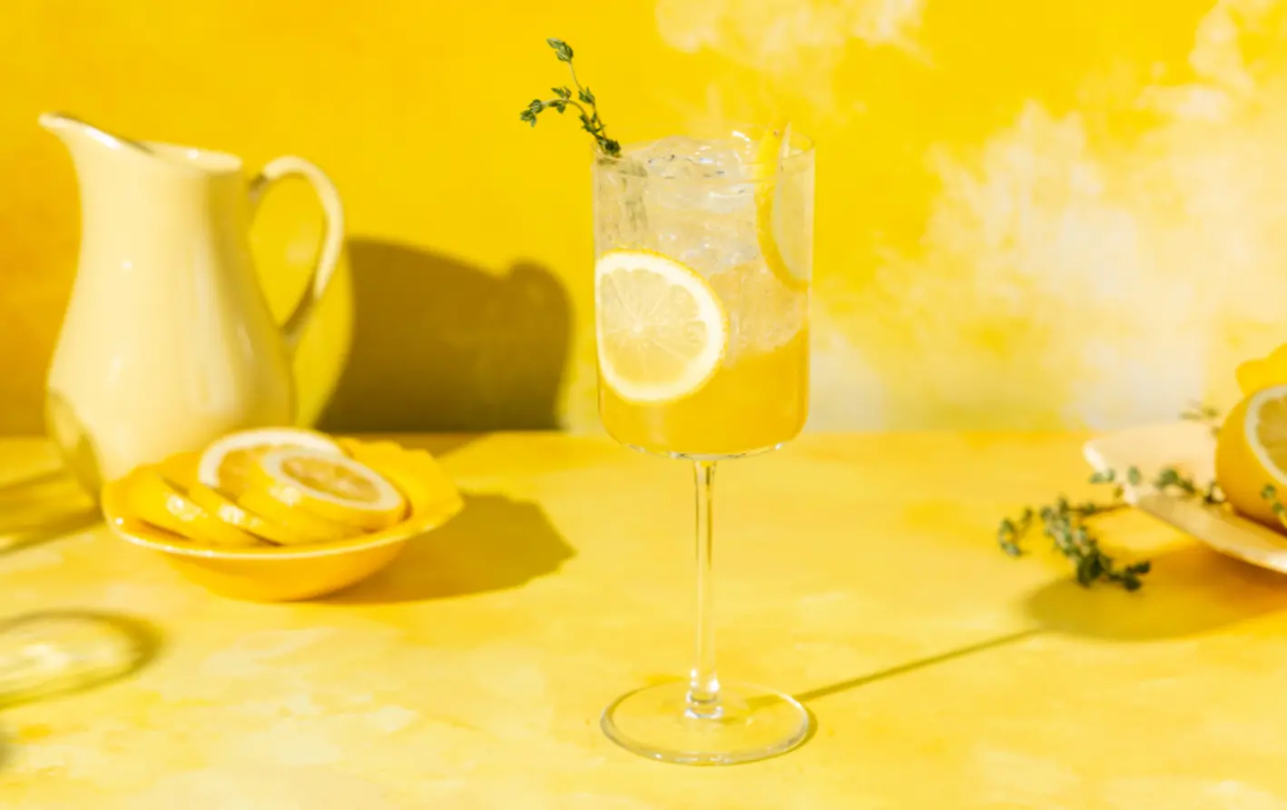 A Limoncello Thyme Spritz cocktail
