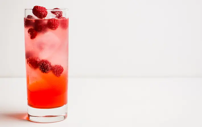 Vanilla Raspberry Spritz (Mocktail)