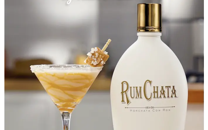 Salted Caramel Rumchata Martini