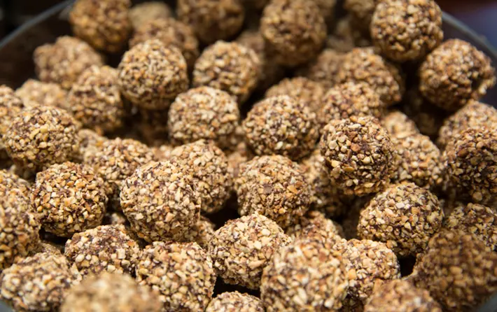 Rum Chocolate Bombs with Brazil Nuts 