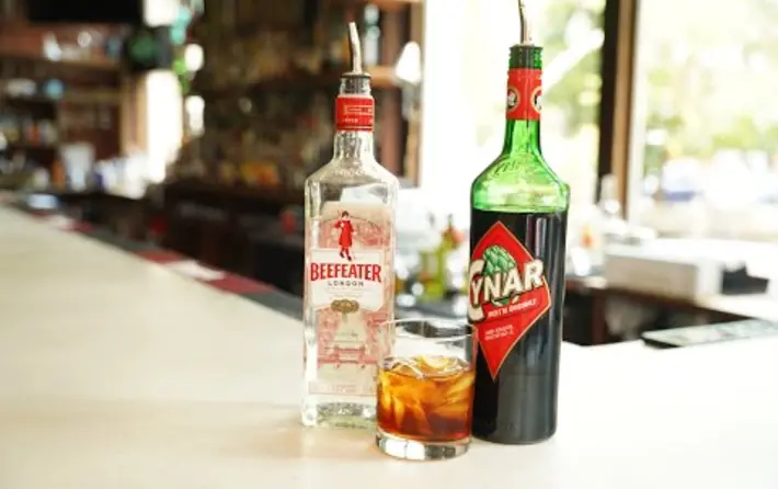 Spencer Albee Happy Hour - Cynar-groni